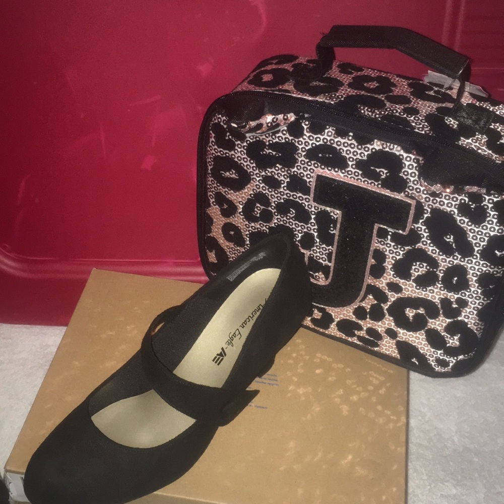 🌹🌹 gorgeous NWT Black beauty Kim size 8 1/2 - Picture 2 of 5